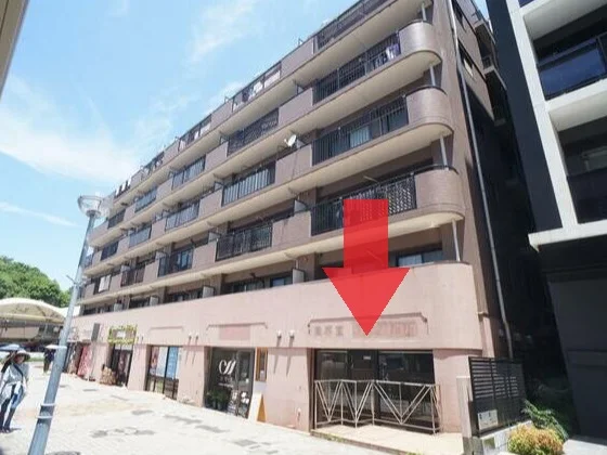 中川のスケルトン店舗物件の内装