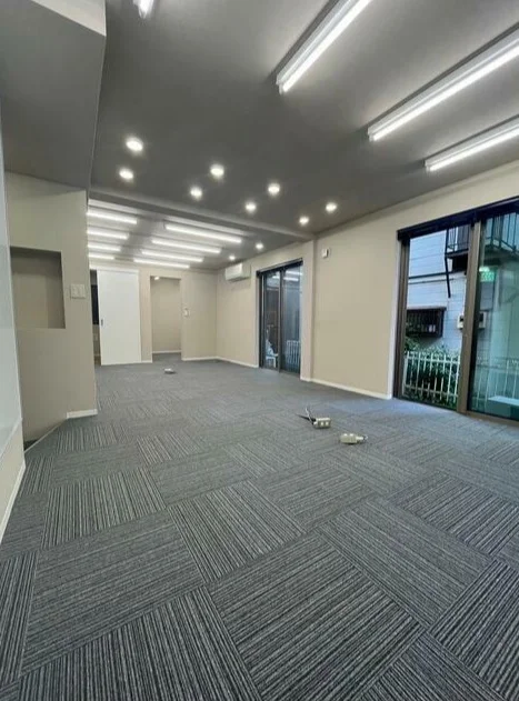 貸店舗(事務所仕様)の内装