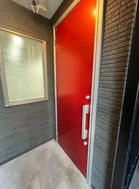 貸店舗(事務所仕様)のエントランス