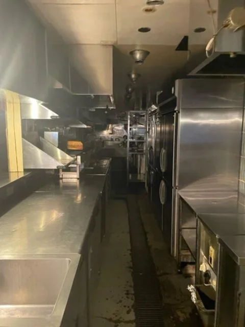 八千代台の居酒屋居抜きの厨房