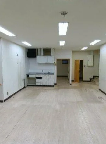 馬喰横山のスケルトン物件の内装