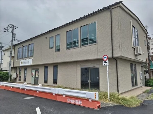 小川のスケルトン物件の外観