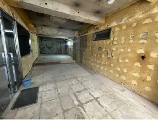 本郷三丁目のスケルトン店舗物件の内装