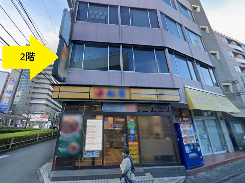 貸店舗(スケルトン)の外観