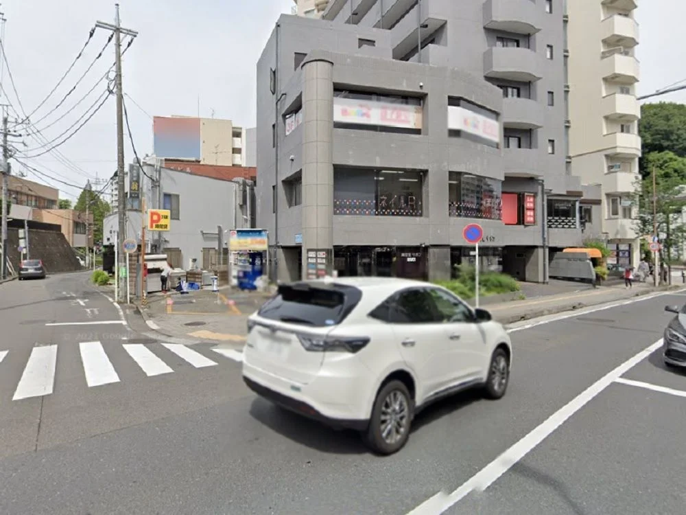 新百合ヶ丘のスケルトン物件の外観