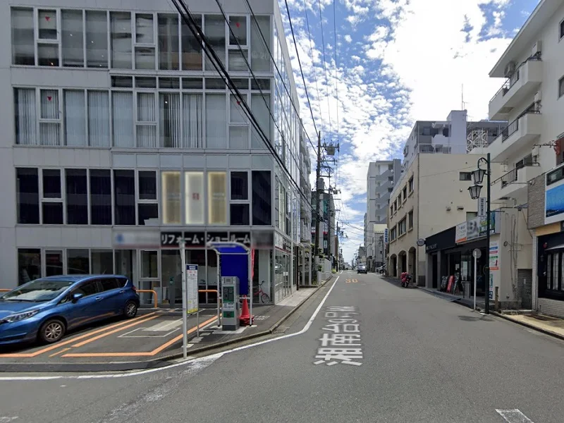 貸店舗(スケルトン)の外観