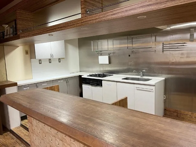 京急蒲田の事務所仕様店舗物件の内装