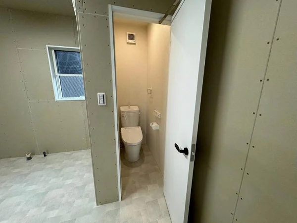 貸店舗(スケルトン)の内装