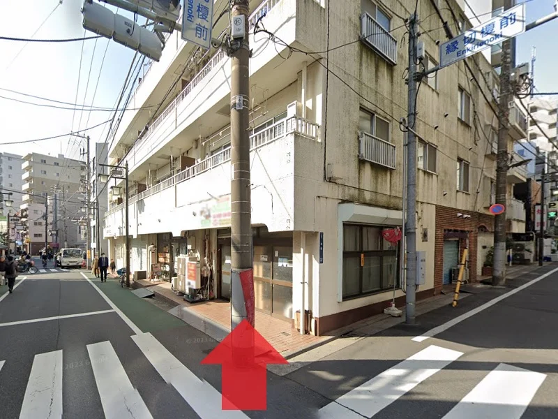 貸店舗(スケルトン)の外観