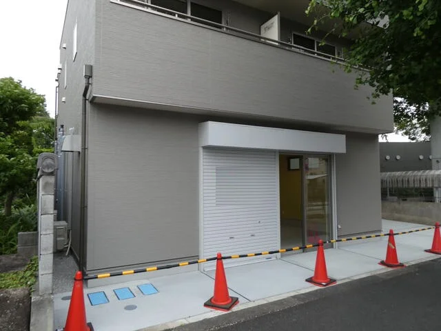 下赤塚のスケルトン物件の外観