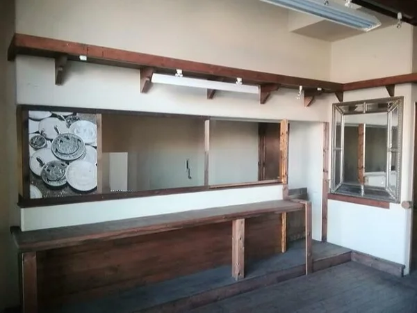 東福生の物販居抜きの内装