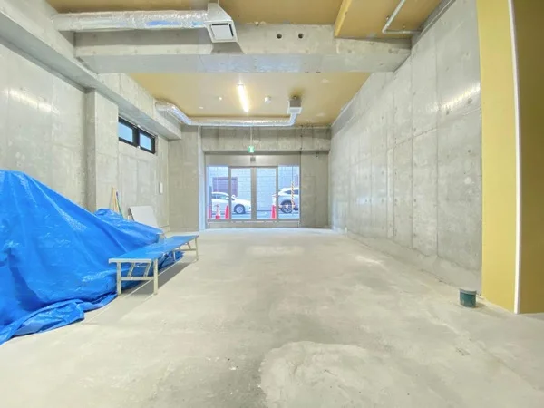 小伝馬町のスケルトン物件の内装