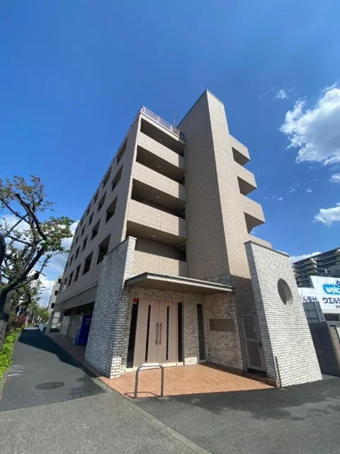 是政のスケルトン物件の外観