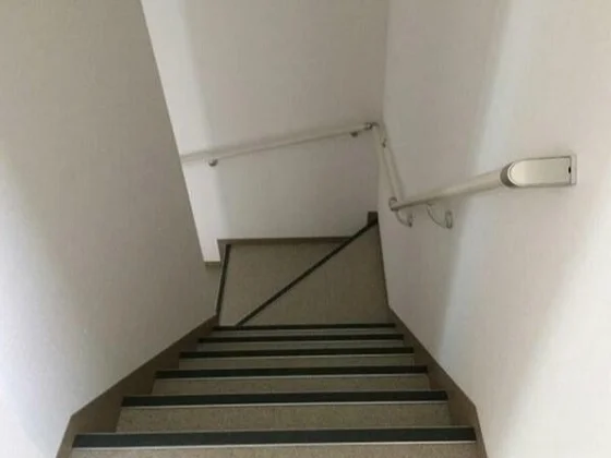 茅ケ崎のスケルトン店舗物件の内装