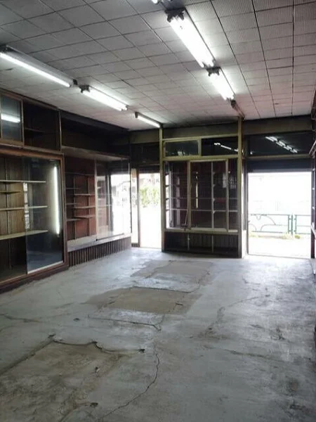 貸店舗(事務所仕様)の内装