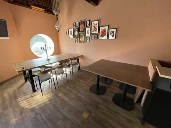 韓国料理の居抜き物件の内装