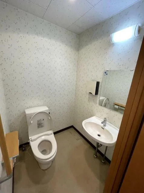 追浜の医院居抜きの内装