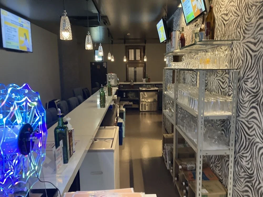 ガールズバーの居抜き物件の内装