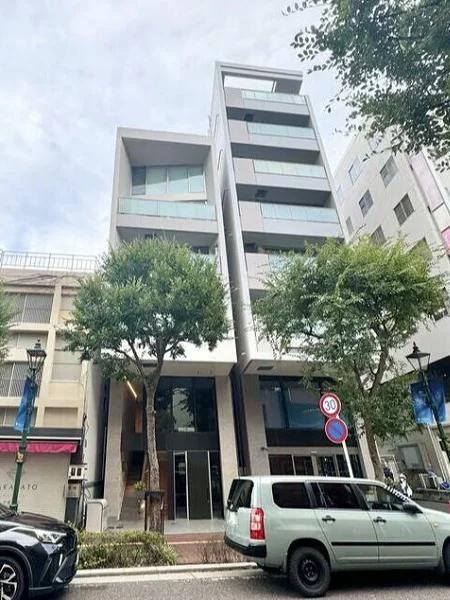 関内のスケルトン物件の外観