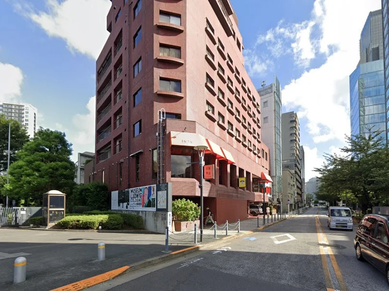 貸店舗(スケルトン)の外観