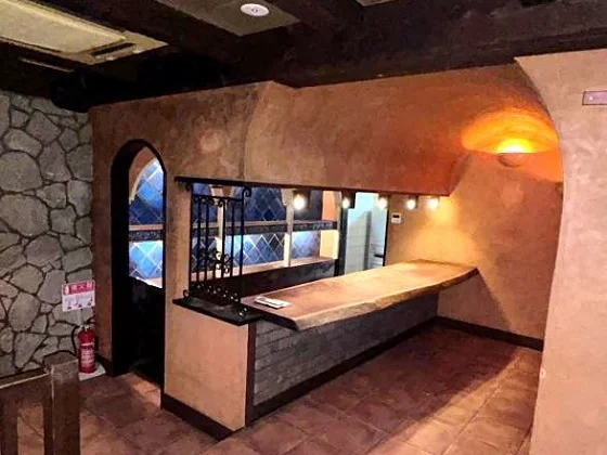 ダイニングバーの居抜き物件の内装