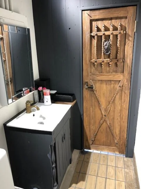 石川町の物販居抜きの厨房