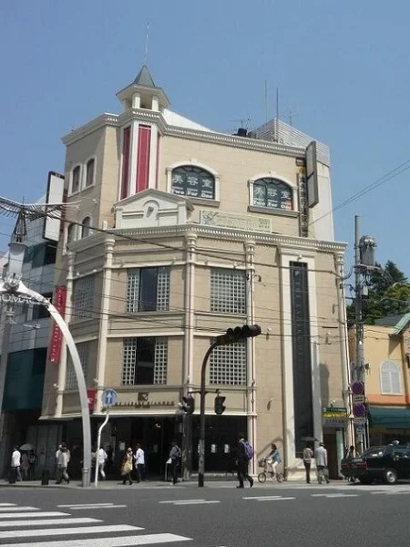 物販の居抜き物件の外観