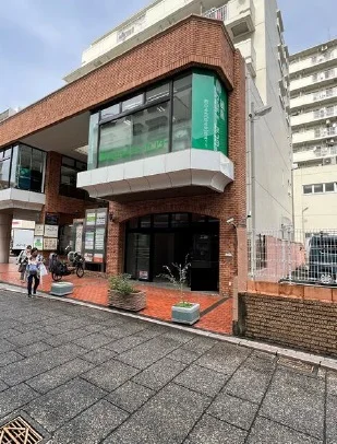 貸店舗(スケルトン)の外観