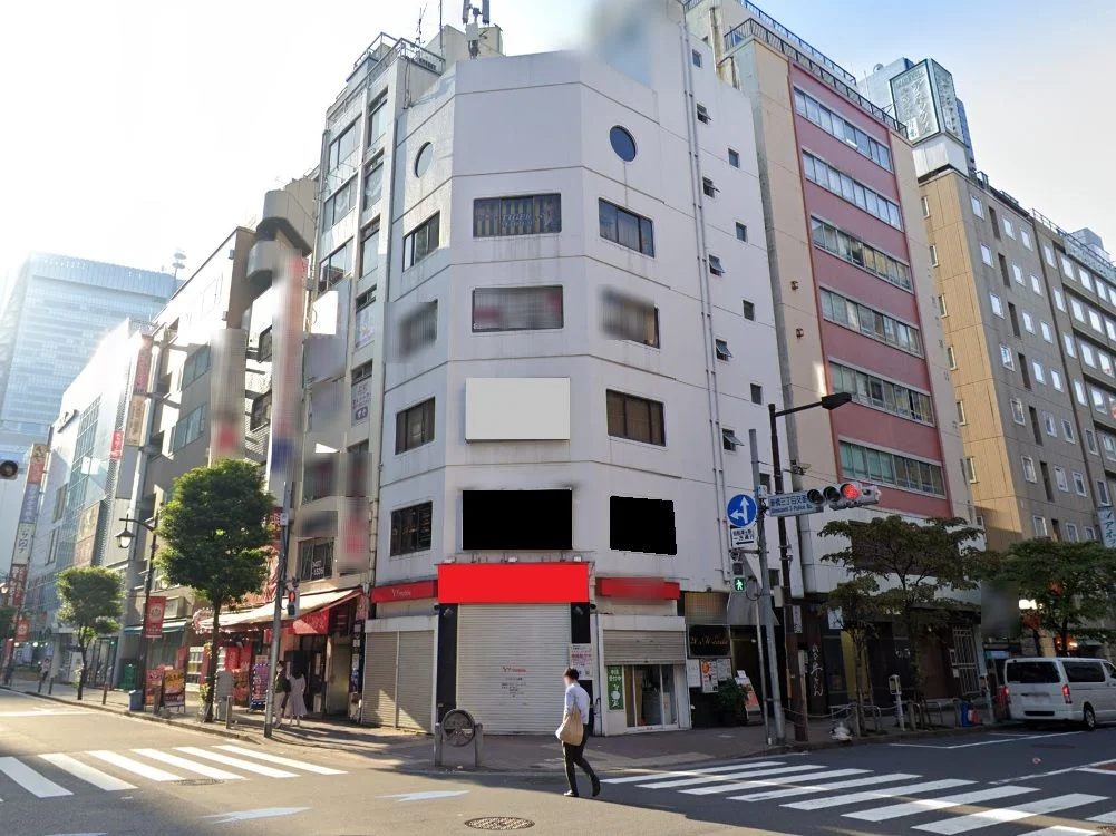 貸店舗(スケルトン)の外観