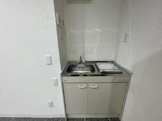 貸店舗(事務所仕様)の内装