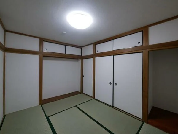 貸店舗(事務所仕様)の内装