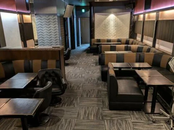 小田急相模原のスナック・パブ居抜きの内装