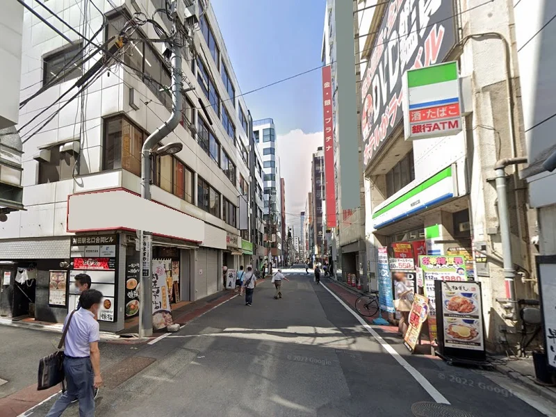 貸店舗(スケルトン)の外観