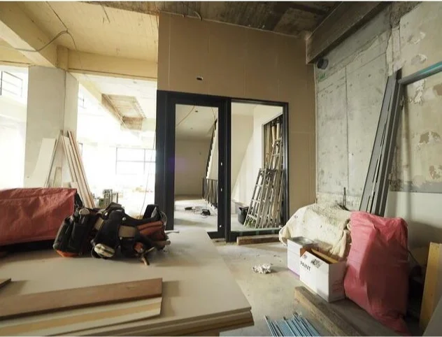 千葉中央のスケルトン物件の内装