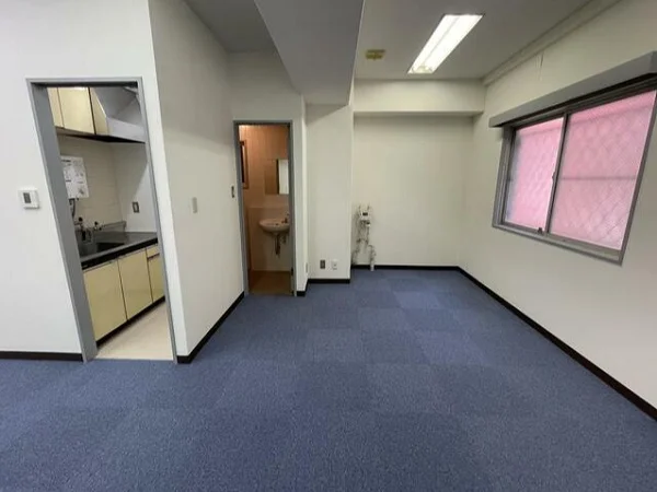 赤坂の事務所仕様店舗物件の内装