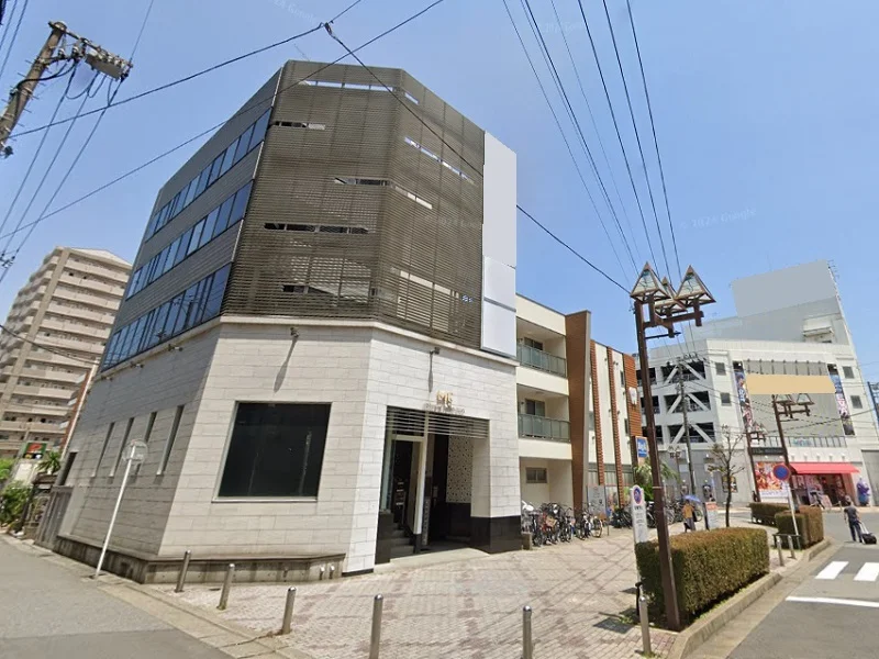 貸店舗(スケルトン)の外観