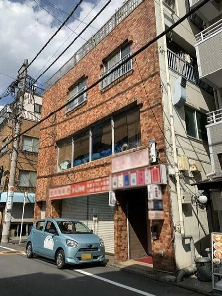 スナック・パブの居抜き物件の外観