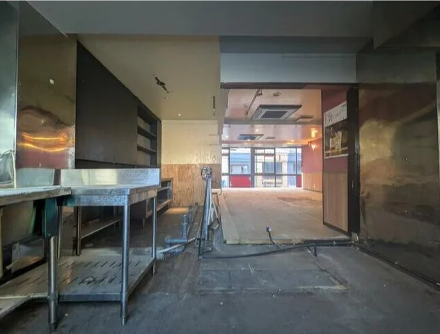 貸店舗(スケルトン)の内装