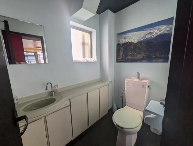 貸店舗(スケルトン)の内装