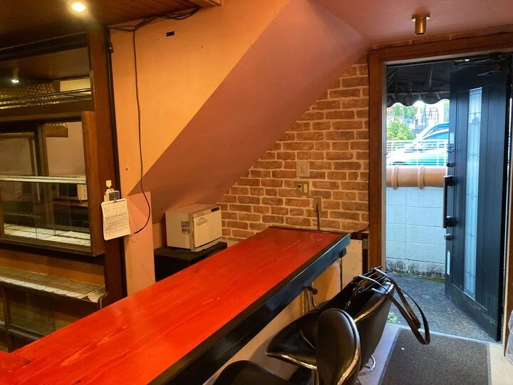 スナック・パブの居抜き物件の内装