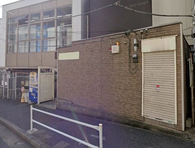 東中野のスケルトン店舗物件の外観