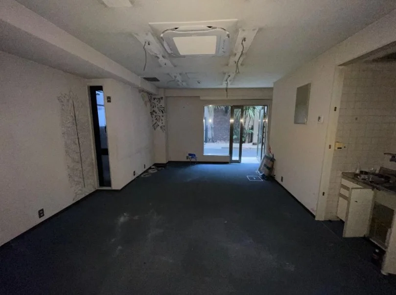 貸店舗(事務所仕様)の内装