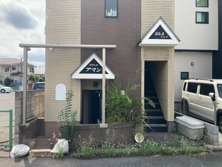 小作の居抜き店舗の外観