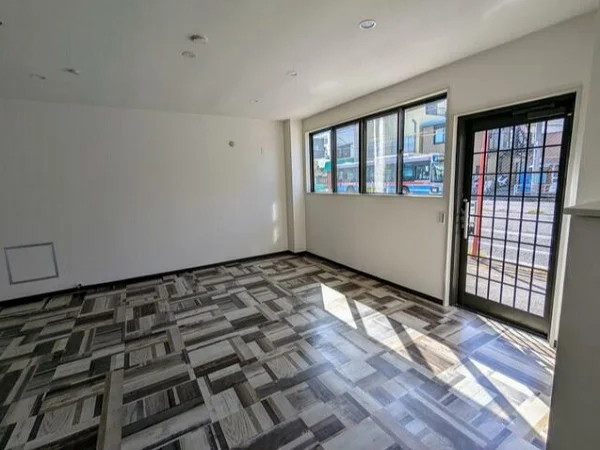 新杉田の事務所仕様物件の内装