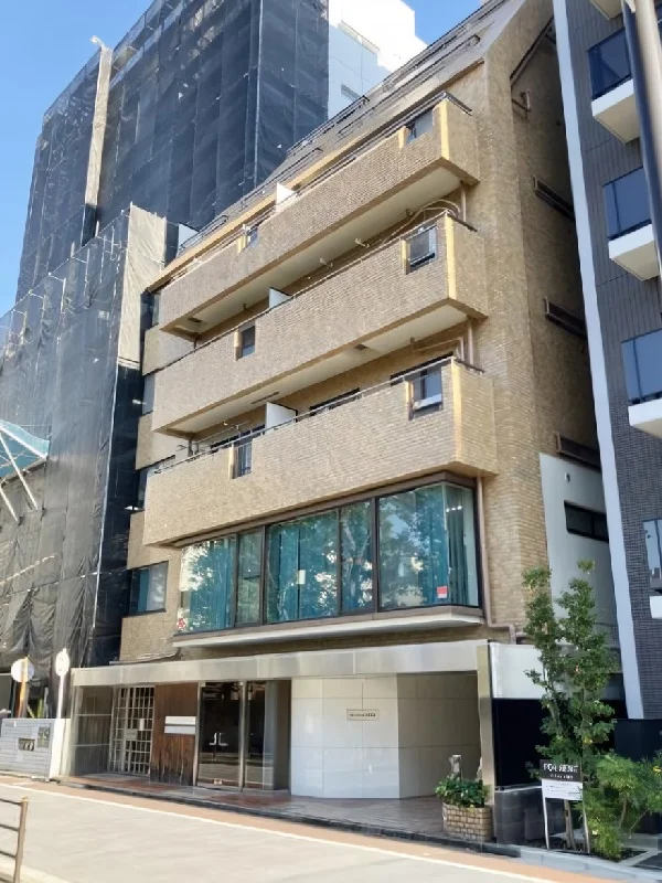 貸店舗(事務所仕様)の外観