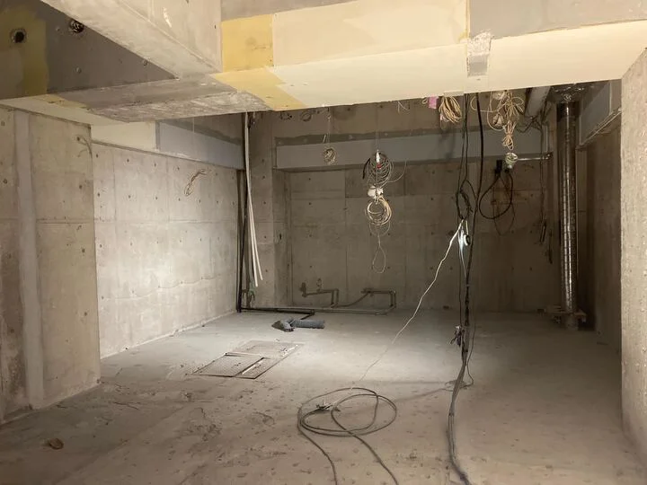 麻布十番のスナック・パブ居抜きの内装