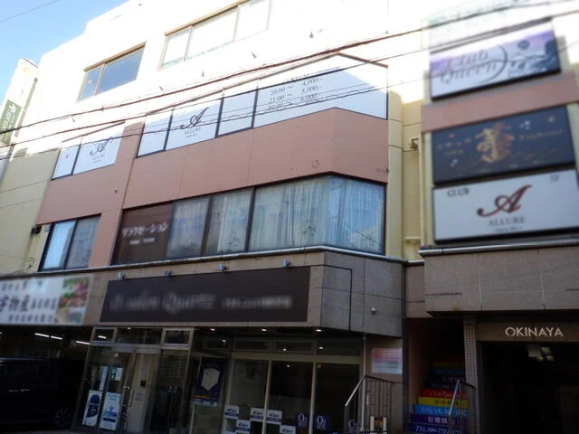 春日部のスケルトン店舗物件の外観