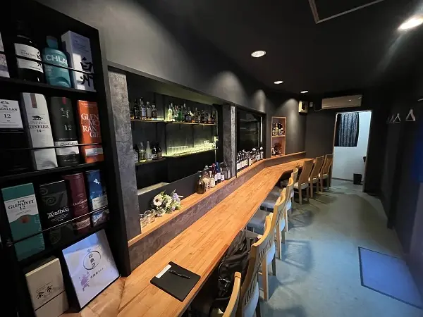 新秋津のBAR・ショットバー居抜きの内装