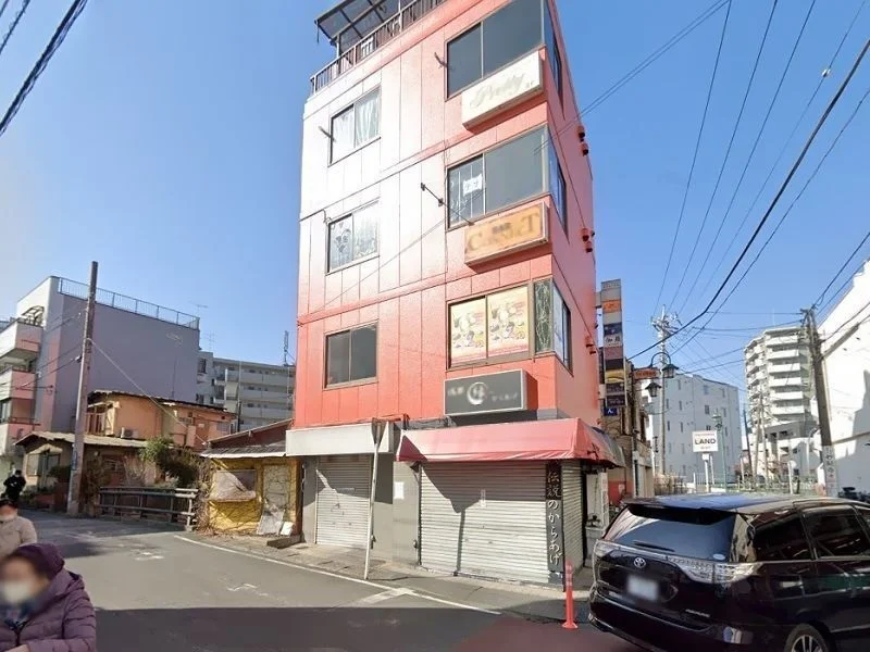 スナック・パブの居抜き物件の外観