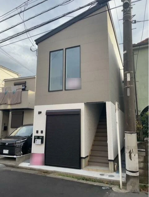 貸店舗(スケルトン)の外観